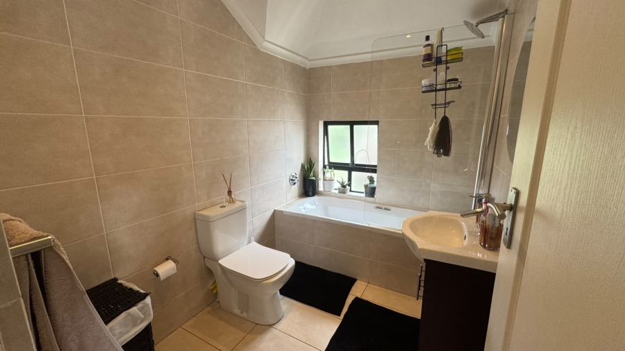 1 Bedroom Property for Sale in Woodstock Western Cape